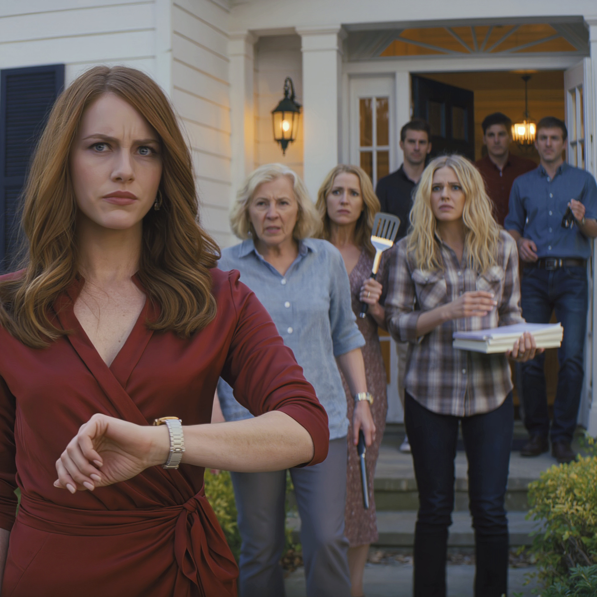 Anya hívott: „Odaadtuk a házadat a húgodnak. Intézkedj már.” Mosolyogtam és ránéztem az órámra. 16:15 Az új tulajdonosok bemutatója 5 órára volt kitűzve. 17:12-re a családi csoportos csevegésben több mint 200 üzenet volt, és ez még csak a kezdet volt… – Hírek